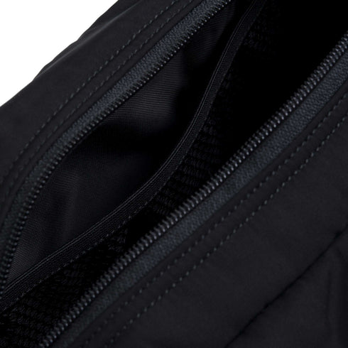 Carhartt WIP 軍事斜胸包